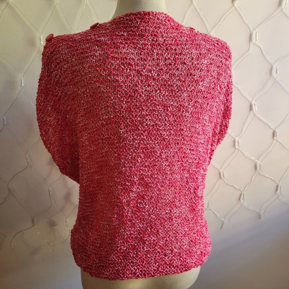 Vintage Knit Top • Hot Pink • Labeless • Loose Knit • See-Through •Mediu… - Picture 4 of 4